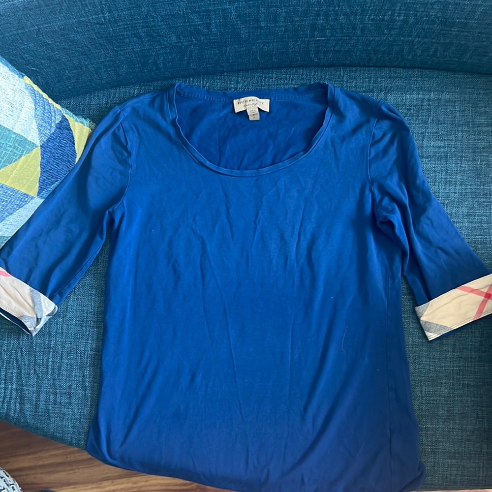 Burberry  T shirt